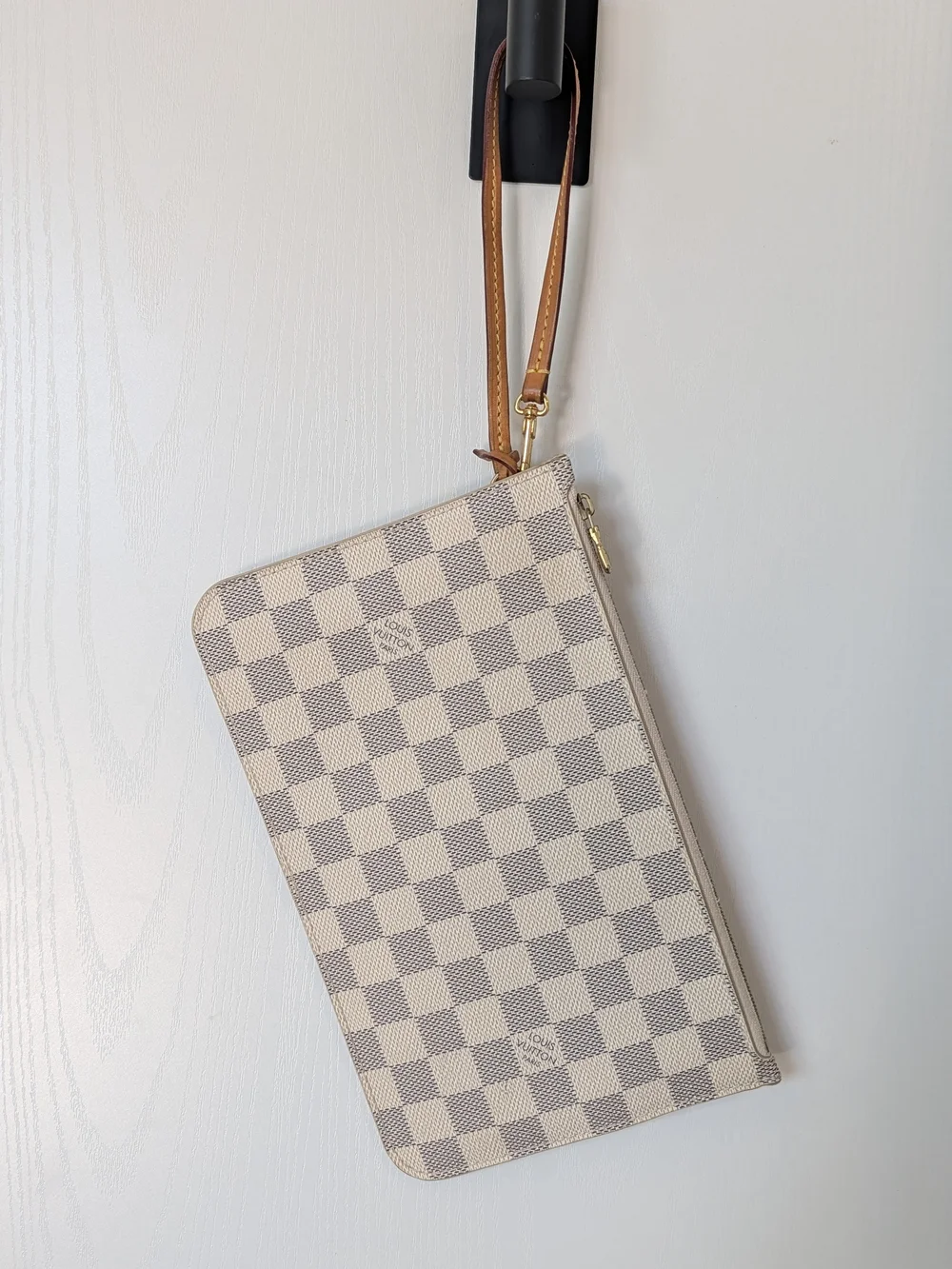 Louis Vuitton Damier Azure Neverfull Pochette